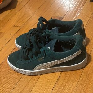 Puma Kids Dark Green and White Sneakers